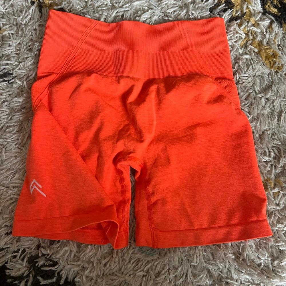 Oner active effortless shorts tangerine